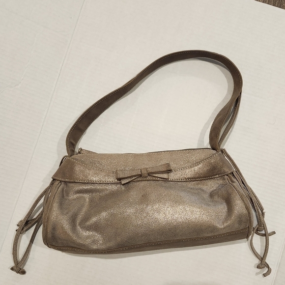 Sondra Roberts Bronze Metallic Bow detail purse Suede Fringe Thick strap - Picture 2 of 8